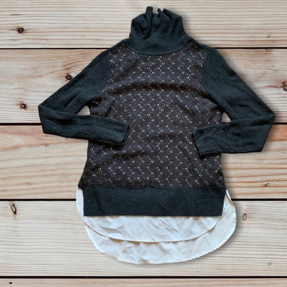Simply Vera Vera wang medium sweater
